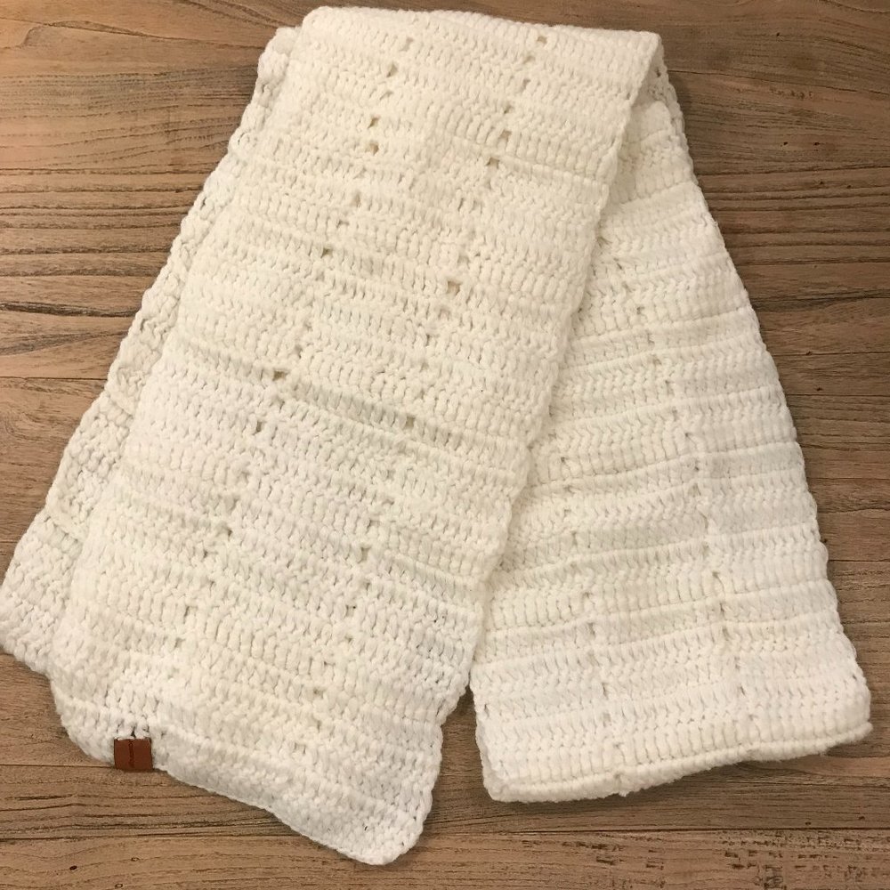 Nordica Scarf - NWOT